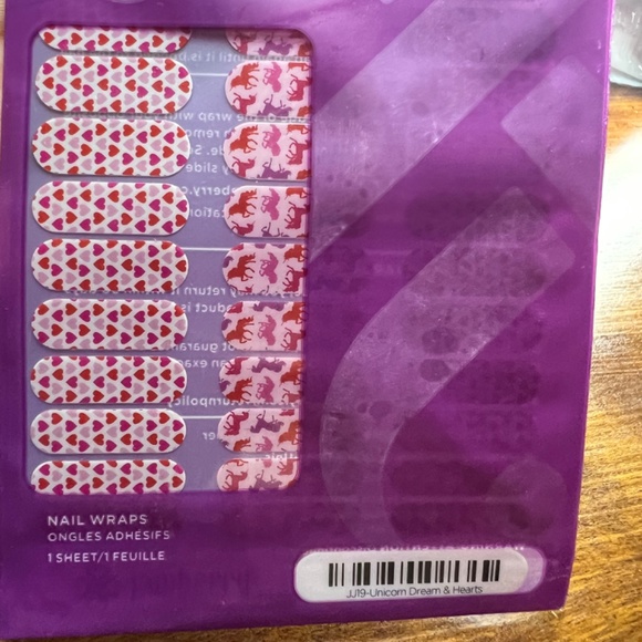 Jamberry Junior Nail Wraps NTW - Picture 2 of 2
